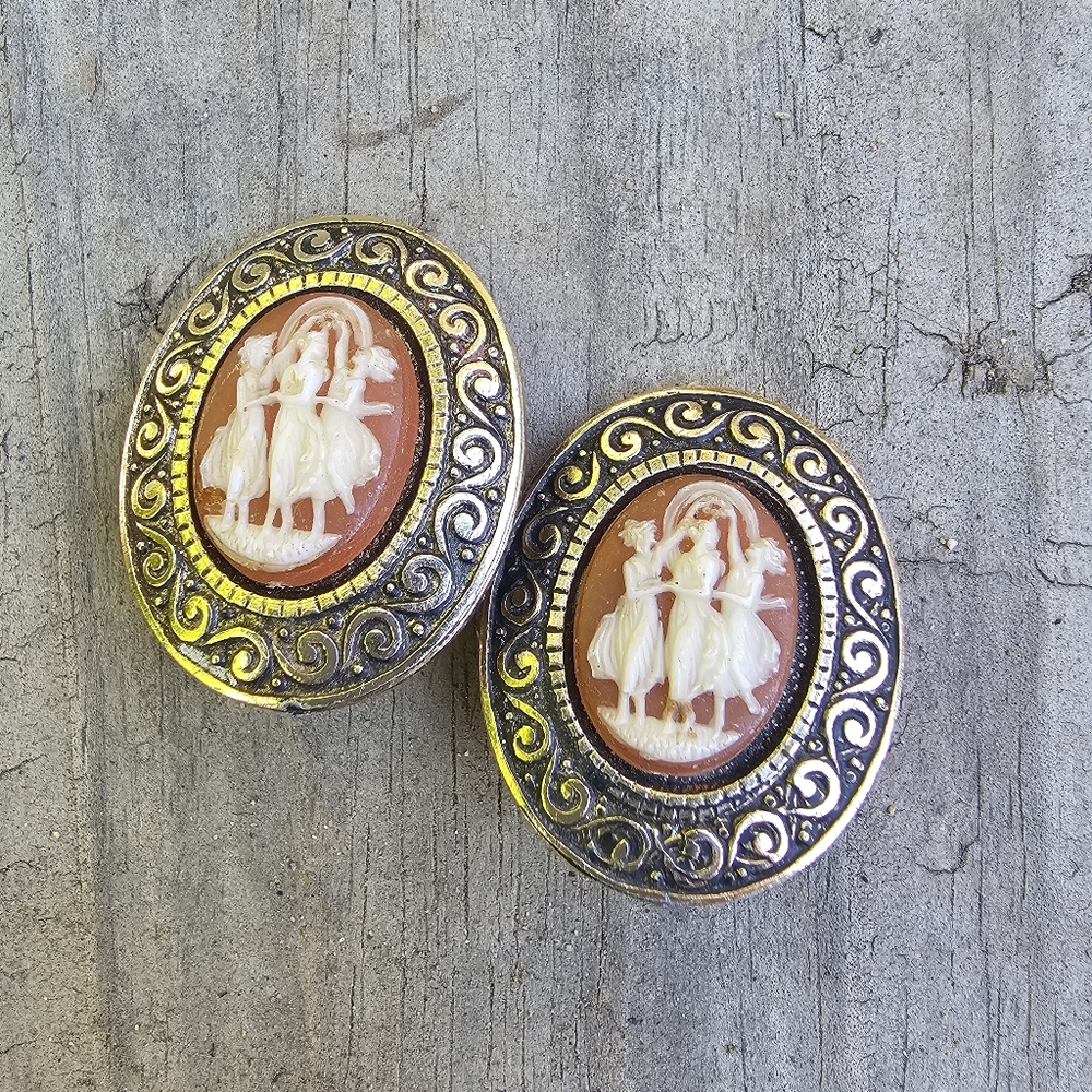 WEST GERMANY Three Muses Graces Clip on Earrings - Picture 1 of 3